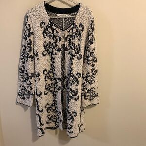 Davi & Dani nwt long cardigan sweater size large